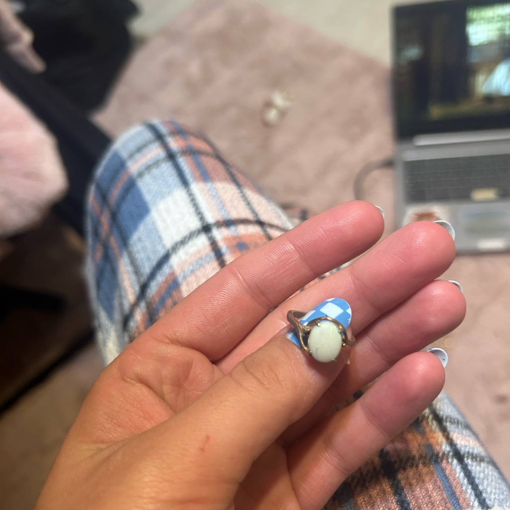 Elegant Silver Opal Women's Ring